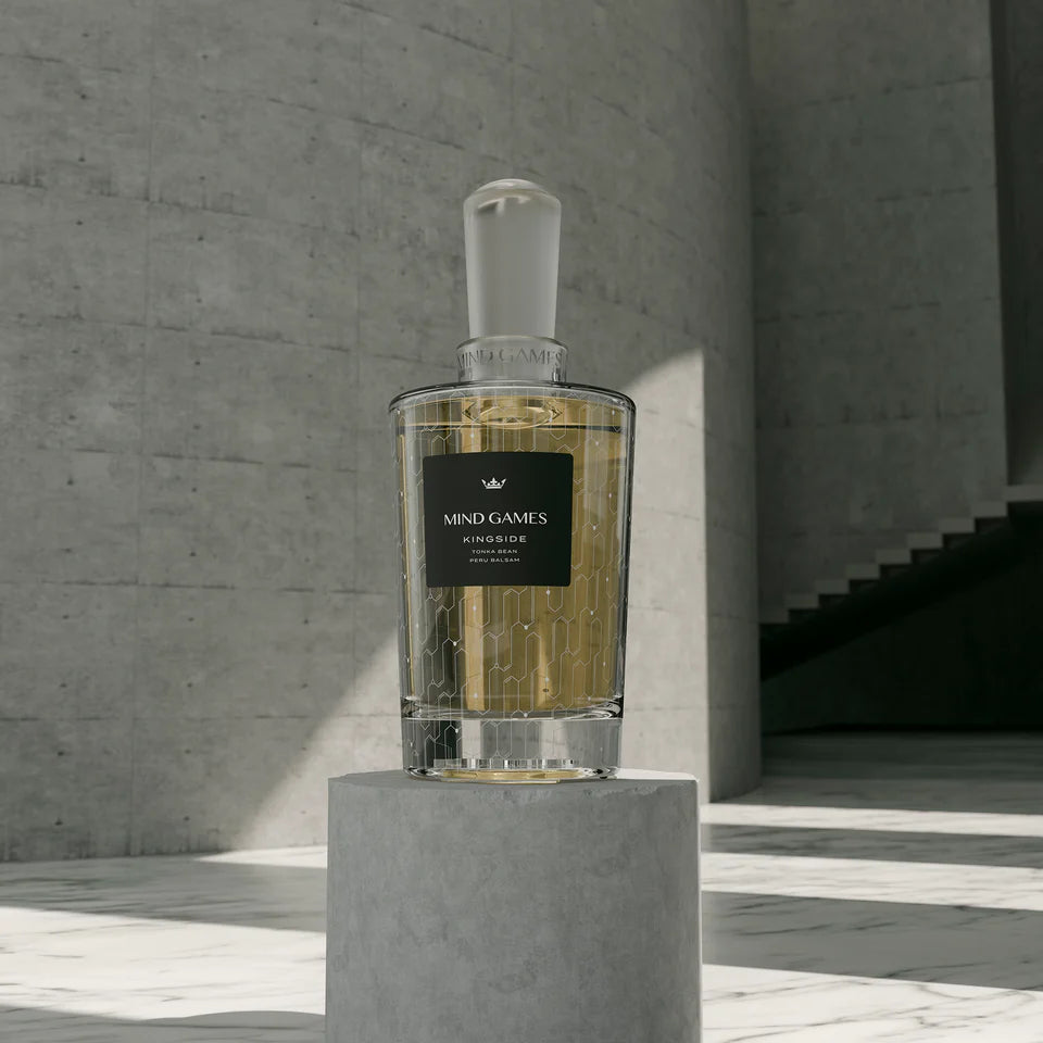 Kingside Limited Edition Crystal Decanter Set By Mind Games