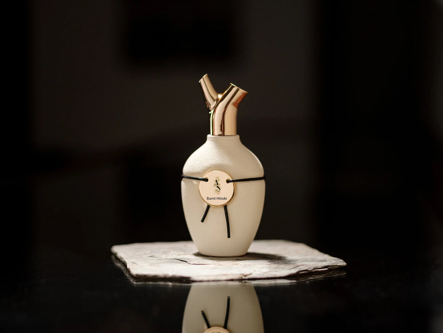 Burnt Hinoki by Scents of woods