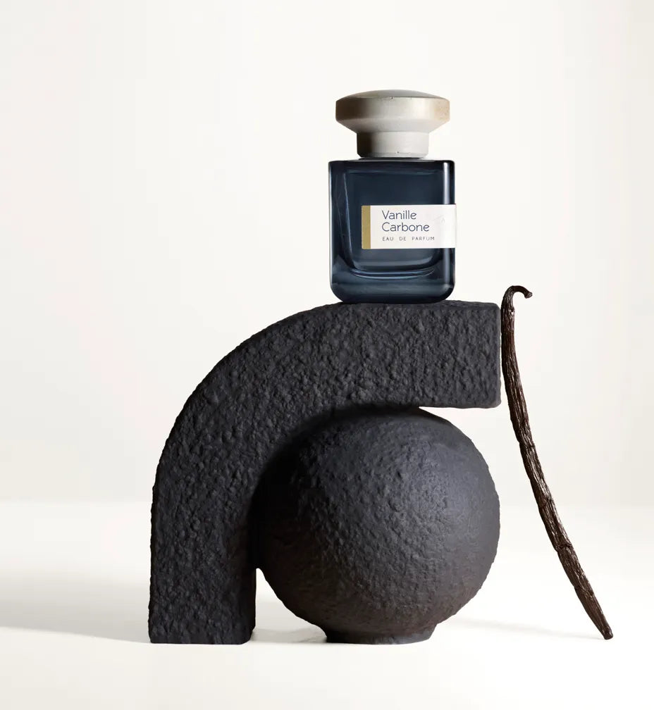 Vanille Carbone by Atelier Materi