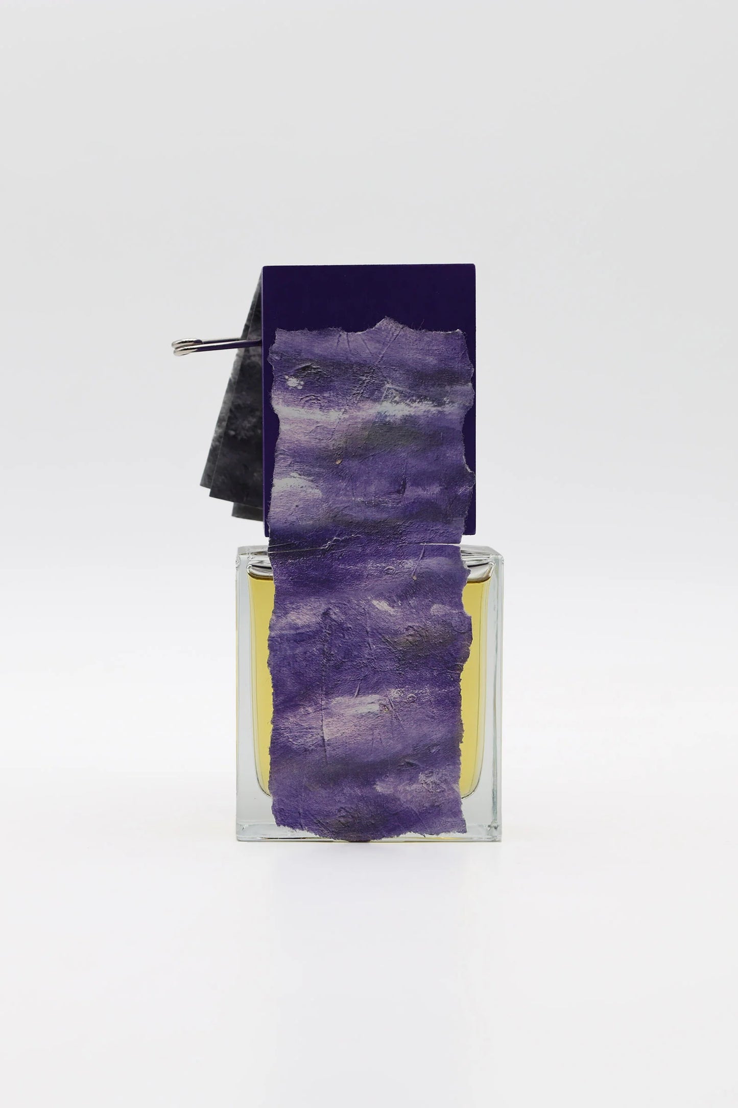 Unum Oceania Viola by Filippo Sorcinelli