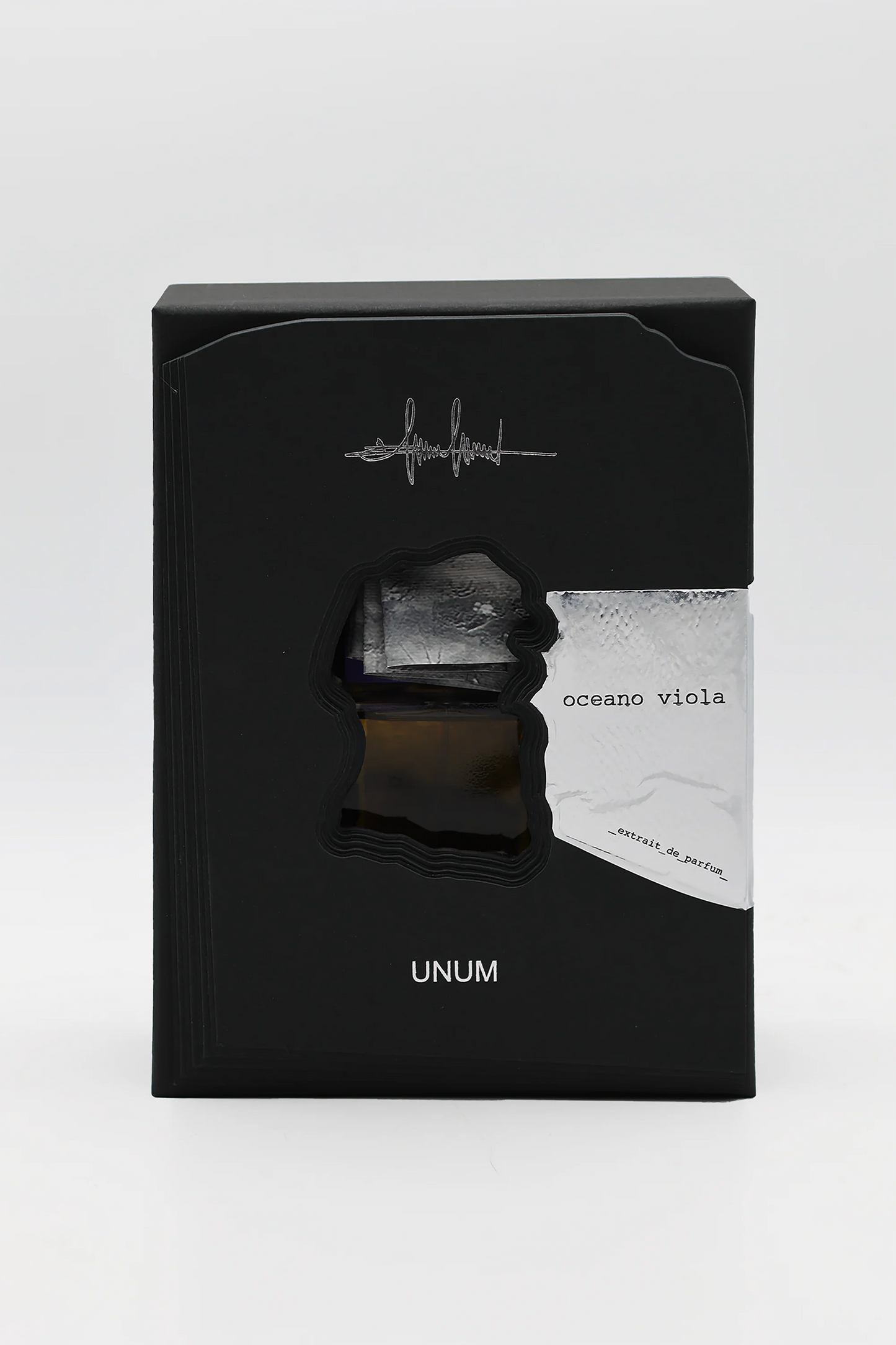 Unum Oceania Viola by Filippo Sorcinelli