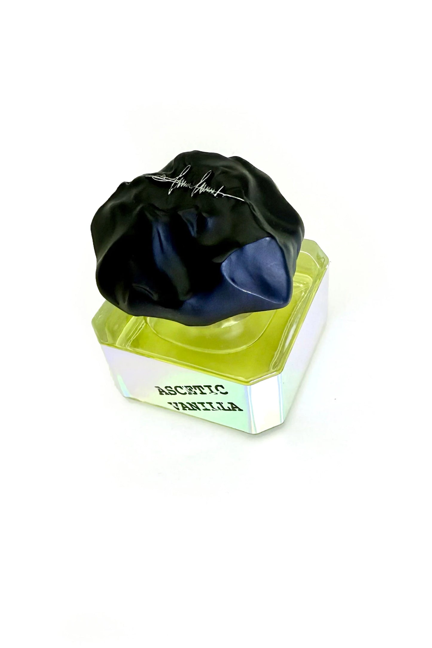 SuperFlou? Ascetic Vanilla by Filippo Sorcinelli