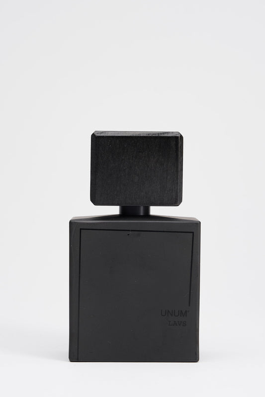 Unum Lavs by Filippo Sorcinelli